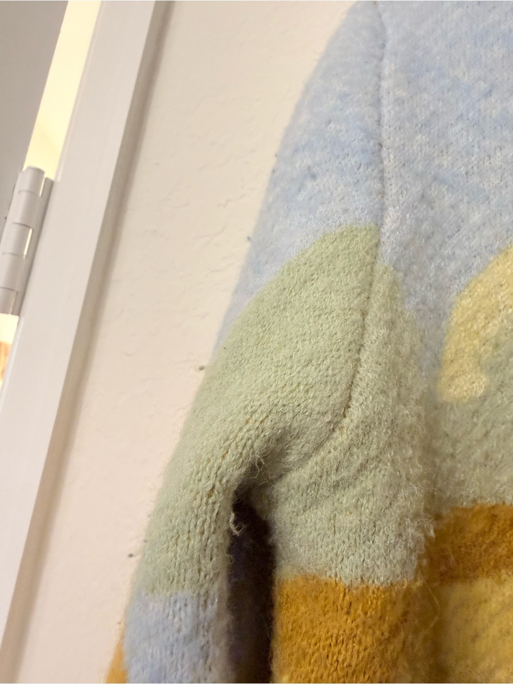 House of Sunny Cropped Button Cardigan - Picture 8 of 11